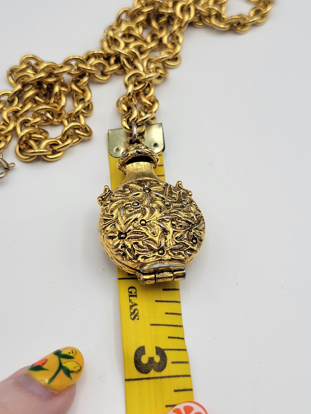 Vintage Gold tone Unmarked Perfume bottle Long Necklace - Picture 7 of 7